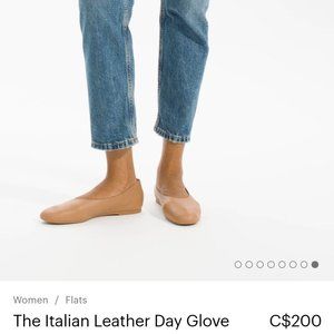 Everlane The Italian Leather Day Glove Flats in color Tan size 7.5